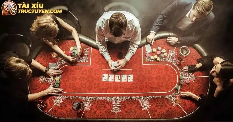 poker từ 6-8 người cần đến 300-500 chip